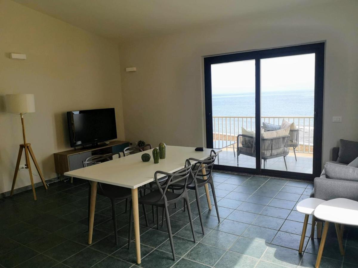 Holiday home Casa Con Terrazza Fronte Mare